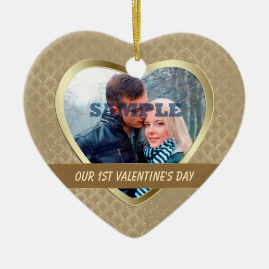 Elegant Gold Pattern Ons eerste Valentijn Ornament (Voorkant)