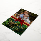 Elegant Gold Pine Red Bow-kerstfoto Folie Feestdagenkaart (Gedraaid)