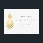 Elegant Gold Pineapple Weddenschappen Receptie Informatiekaartje<br><div class="desc">Deze trendy bruiloft inlassenkaarten hebben een faux gouden anananas op een witte achtergrond. De achterzijde van de kaart heeft passende faux gouden strepen, maar u kunt deze verwijderen en de achterzijde leeg laten indien u dit wenst, door het object aan te passen. Neem contact met me op als je hulp...</div>