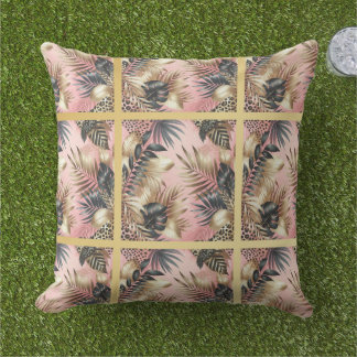 Elegant Gold, Pink and Black Jungle Leaf Pattern Buitenkussen