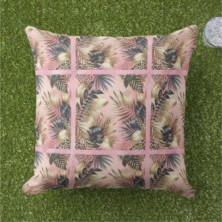 Elegant Gold, Pink and Black Jungle Leaf Pattern Buitenkussen