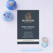 Elegant Gold Property Logo Vastgoed Flyer (Enkel)