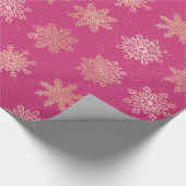 Elegant Gold & Roze Snowflake kerstpatroon Cadeaupapier (Hoek)
