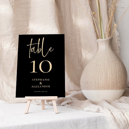 Elegant Gold Script Black Names Date Table Number Kaart