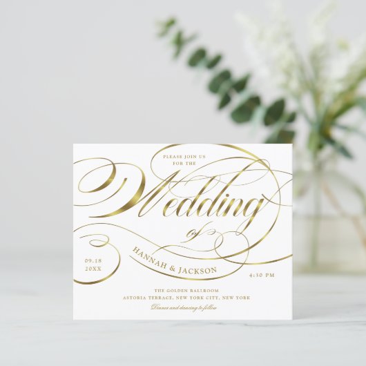 Elegant Gold Script Curved Text Wedding Invitation (Staand voorkant)