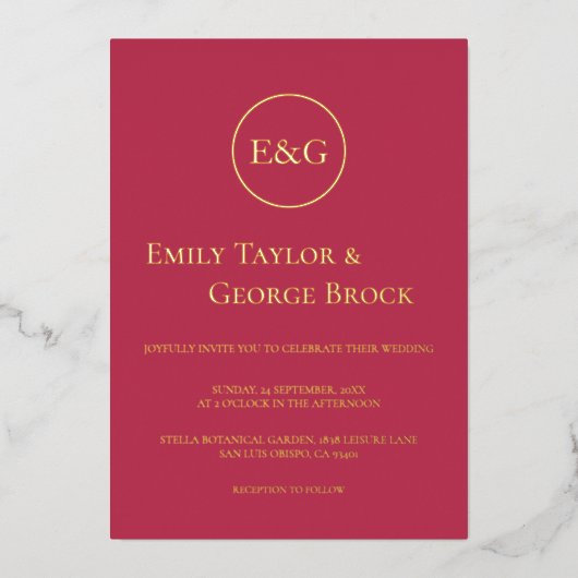 Elegant Gold Script Magenta Monogram Chic Weddensc Folie Uitnodiging (Voorkant)