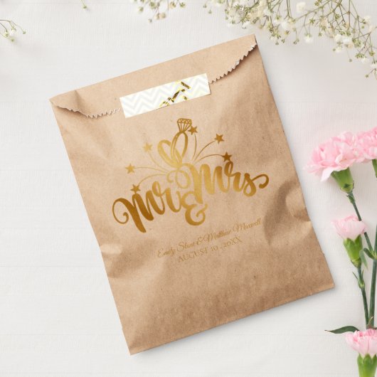 Elegant  Gold Script MR & MRS Wedding Bedankzakje (Gezegeld)