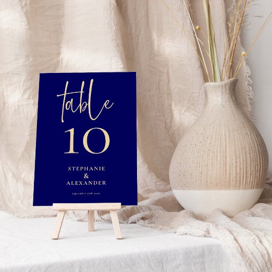 Elegant Gold Script Navy Names Date Table Number Kaart