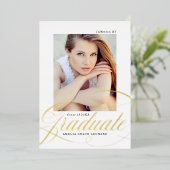 Elegant Gold Script Photo Afstuderen Folie Uitnodiging (Staand Voorkant)