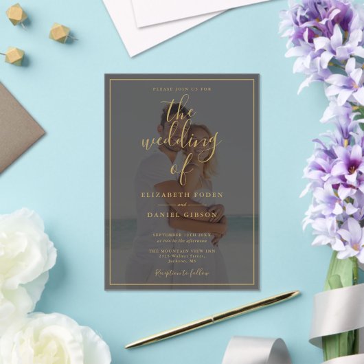 Elegant Gold Script Photo Wedding Acryl Uitnodigingen (Insitu (Huwelijk))