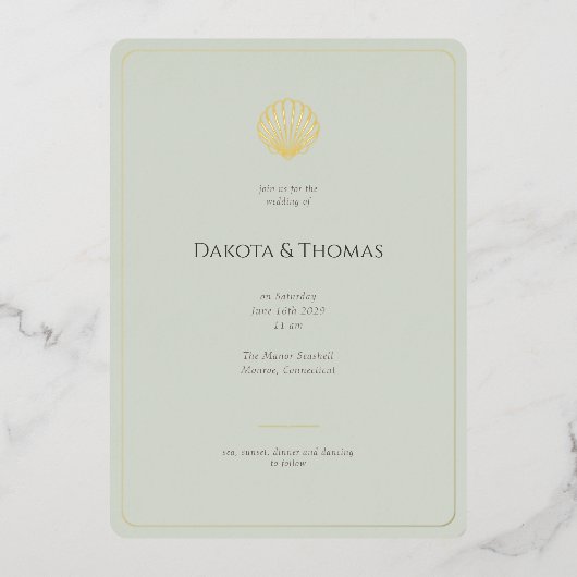 Elegant Gold Seashell Sage Wedding invitation Folie Uitnodiging (Voorkant)