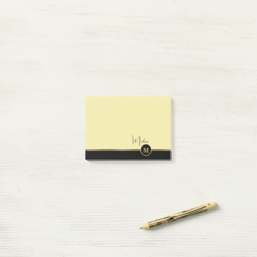 Elegant Gold Signature Monogram on Black Post-it® Notes (Op bureau)