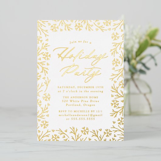 Elegant Gold Snowflake Holiday Folie Uitnodiging (Staand Voorkant)