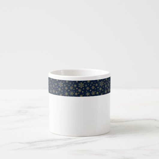 Elegant Gold Snowflake Winter Pattern Espresso Kop (Voorkant)