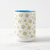 Elegant Gold Snowflake Winter Pattern Tweekleurige Koffiemok (Center)