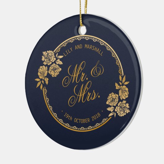 Elegant Gold Specialized Wedding Ceramic Ornament (Links)