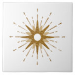 Elegant Gold Starburst | Groot Tegeltje<br><div class="desc">Moderne decoratieve tegels uit de midden-eeuw, voorzien van retro gouduitbarsting als brandpunt, aangevuld met moderne starst design-elementen. Eenvoudig, schoon design met een gouden en witte kleur. Eén ontwerp van een coördinerend collectie. Ontworpen als sjabloon, kunt u uw eigen douaneontwerp creëer door de verstrekte gebieden te gebruiken, of de "bericht"knoop te...</div>