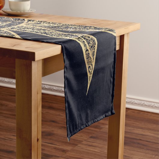 Elegant Gold Sun Mandala Blue Nebula Design Medium Tafelloper (Voorbeeld)