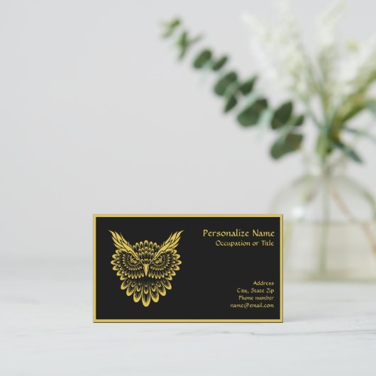Elegant Gold Wise Owl op zwart Visitekaartje (Staand voorkant)