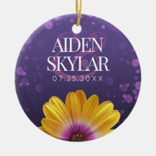 Elegant Golden Daisies met Paarse Glitter Wedding Keramisch Ornament