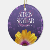 Elegant Golden Daisies met Paarse Glitter Wedding Keramisch Ornament (Links)