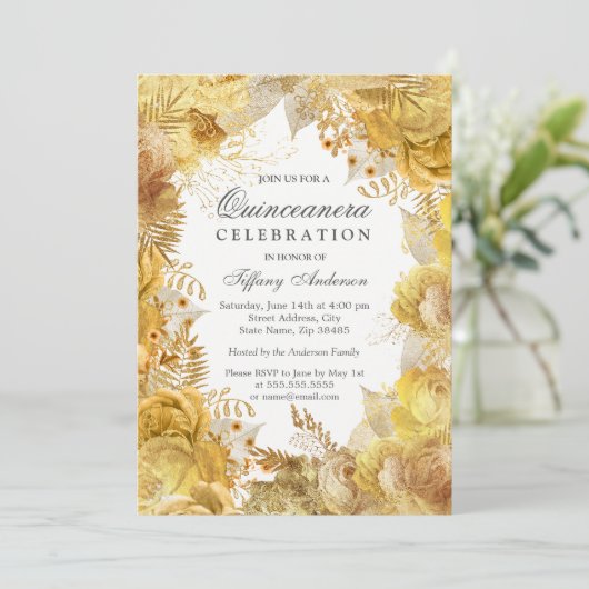 Elegant Golden Flowers Quinceanera Celebration Kaart (Staand voorkant)