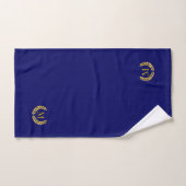 Elegant Golden Laurel & Monogram op Navy Blue Bad Handdoek (Handdoek)