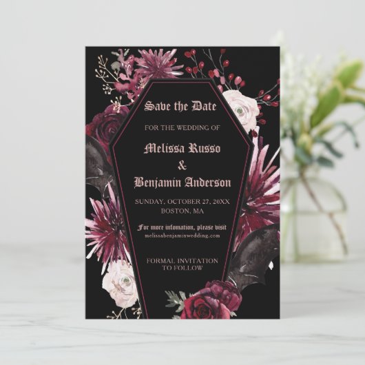 Elegant Gothic Floral Coffin Save The Date (Staand voorkant)