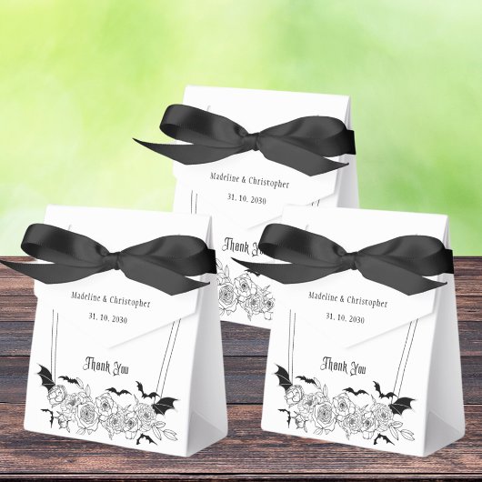 Elegant Gothic Floral Wedding Bedankdoosjes