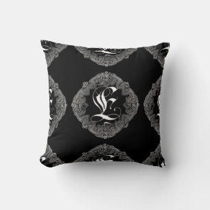Elegant Gothic Initiaal E Sierkussen