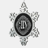 Elegant Gothic Initiaal M Snowflake Ornament (Rechts)