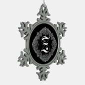 Elegant Gothic Initiaal Z Snowflake Ornament (Links)