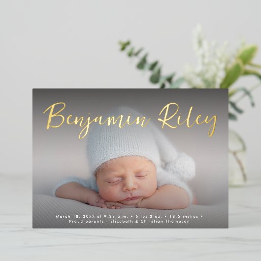 Elegant Goud Baby Jongen Foto Aangepaste Geboorte  Folie Feestdagenkaart (Staand Voorkant)