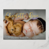 Elegant Goud Baby Meisje Foto Aangepaste Geboorte Folie Feestdagenkaart (Voorkant)