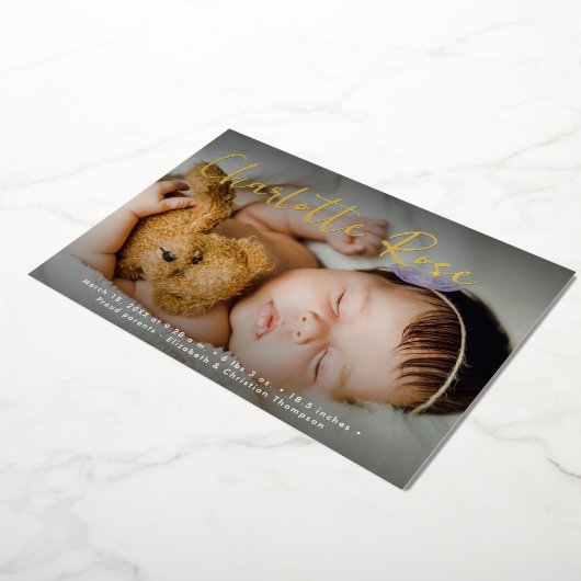 Elegant Goud Baby Meisje Foto Aangepaste Geboorte  Folie Feestdagenkaart (Gedraaid)