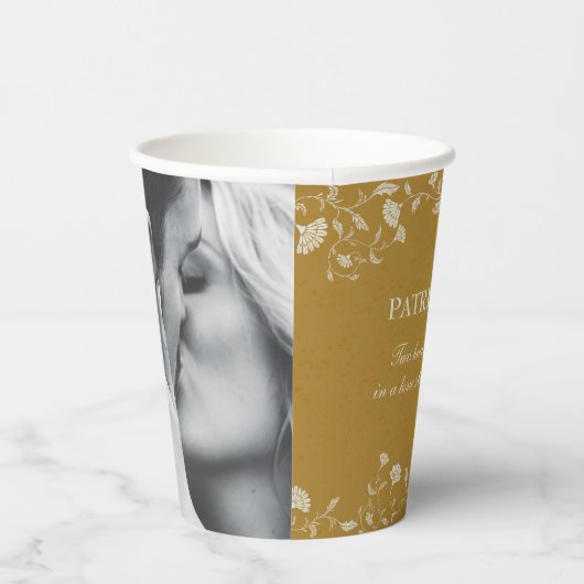 Elegant Goud Bloemen Bruid en bruidegom Foto Bruil Papieren Bekers (Rechts)