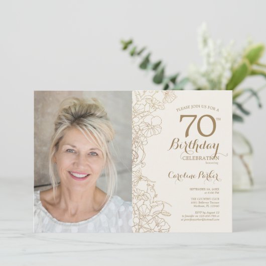 Elegant Goud Bloemen Foto 70e Verjaardag Kaart (Staand voorkant)