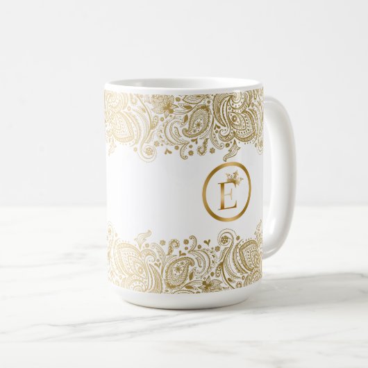Elegant goud en wit paisley monogram koffiemok (Voorkant rechts)