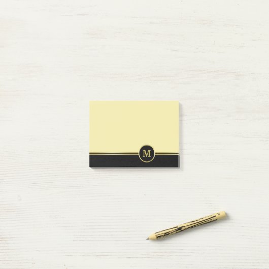 Elegant goud gepersonaliseerd monogram op zwart go post-it® notes (Op bureau)
