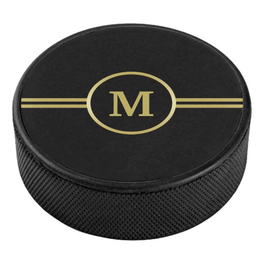 Elegant goud Gepersonaliseerd monogram op zwart Hockey Puck (3/4)