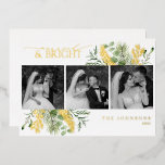 Elegant Goud Getrouwd & Helder Zwart & Wit Foto Folie Feestdagenkaart<br><div class="desc">Elegant Gold Married & Bright Botanical Black & White Photo Folie Holiday Kaart Vier uw eerste vakantieseizoen als jonggehuwden met deze luxe "Married & Bright" kerstkaart. Deze kaart is ontworpen om de elegantie van uw vakbond te weerspiegelen en heeft een verbluffende mix van glinsterende gouden folie op wit, waardoor een...</div>
