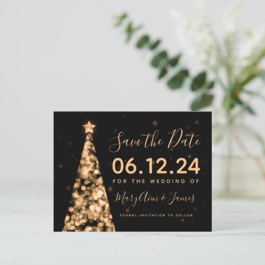 Elegant Goud Kerstmis Bruiloft Save The Date Aankondigingskaart (Staand voorkant)