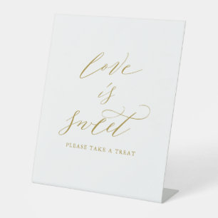 Elegant Goud Script Liefde is Zoete Bruiloft Reclamebord Met Voetstuk