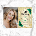 Elegant Goud Smaragd Groene Foto 50e Verjaardag Kaart<br><div class="desc">Elegante bloemenvrouwelijke 50e verjaardagsuitnodiging met uw foto. Glam ontwerp met faux glitter goud. Met strepen,  smaragdgroene rozen,  script lettertype en confetti. Perfect voor een stijlvol volwassen feestje. Personaliseer met je eigen gegevens. Kan voor om het even welke leeftijd worden aangepast! Gedrukte Zazzle-uitnodigingen of direct download digitale afdrukbare sjabloon.</div>