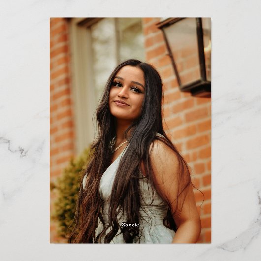 Elegant goud zwart klassiek script foto afstuderen folie uitnodiging (Achterkant)