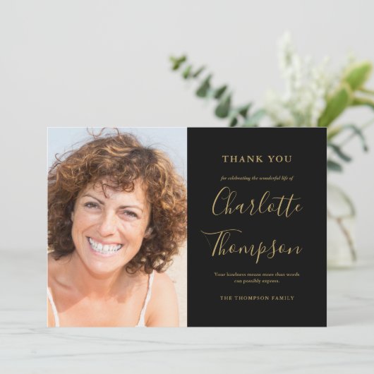 Elegant Gouden Herdenkings Funeral Foto Bedankkaart (Staand voorkant)