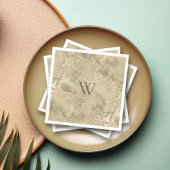 Elegant gouden metallic patroon met monogram servet