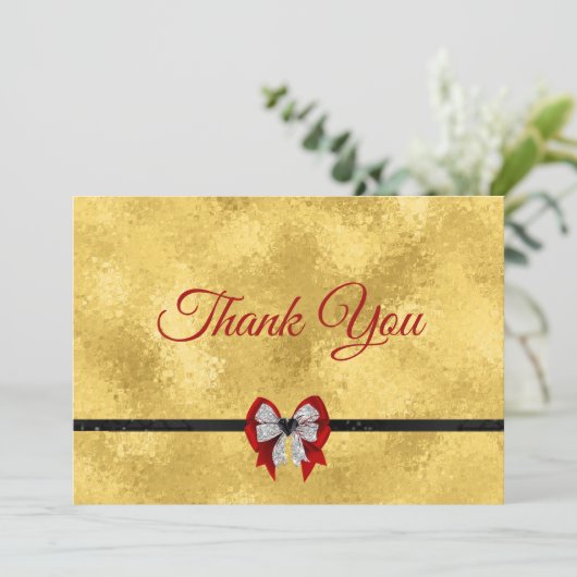 Elegant gouden rode boog stropdas monogram bedankkaart (Staand voorkant)