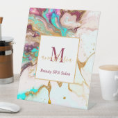 Elegant Gouden Vos Marmeren Monogram Schoonheidssa Reclamebord Met Voetstuk (Insitu)