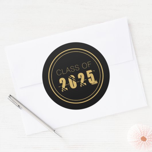 Elegant Gouden Zwarte Klasse van 2025 Afstuderen Ronde Sticker (Envelop)